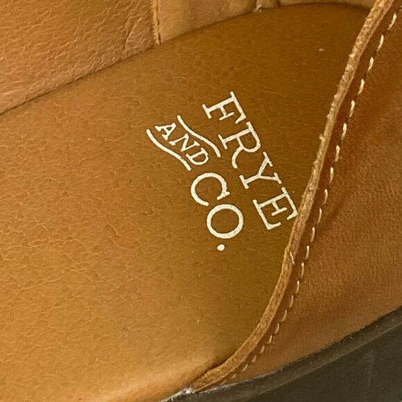 Frye and Co. Tulia Tan Crossband Sandals Size 7M Slip-On Low Heel Comfort Flats - Picture 6 of 7